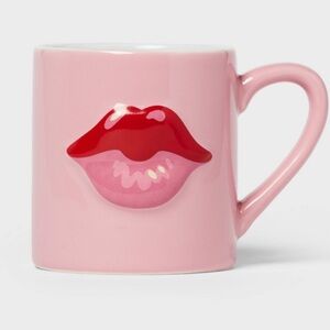 Chic Pink Lip Design Mug